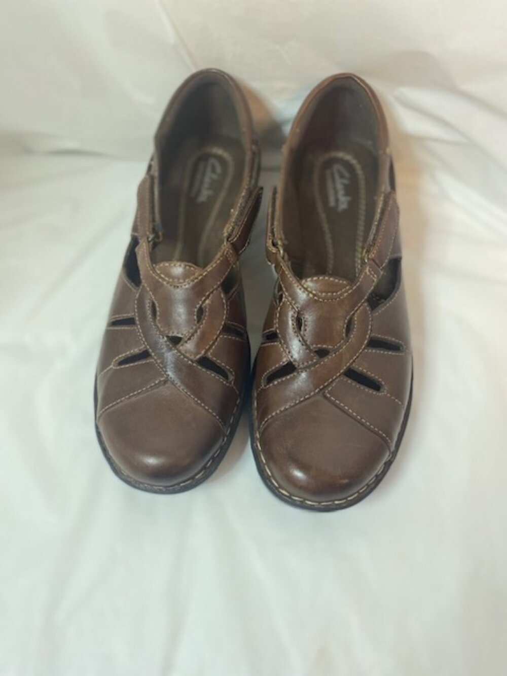 Clarks Bendables Women's Brown Leather Mary Jane Comfort Flats, size 8.5W